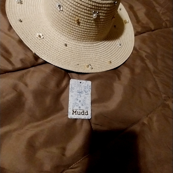 Mudd women's hat - Picture 2 of 3